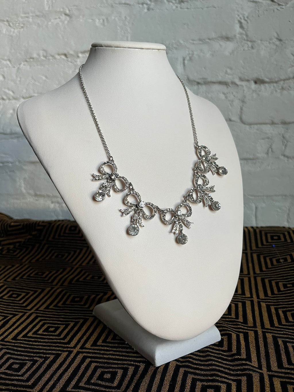 Sweetheart Bow Chandelier Necklace